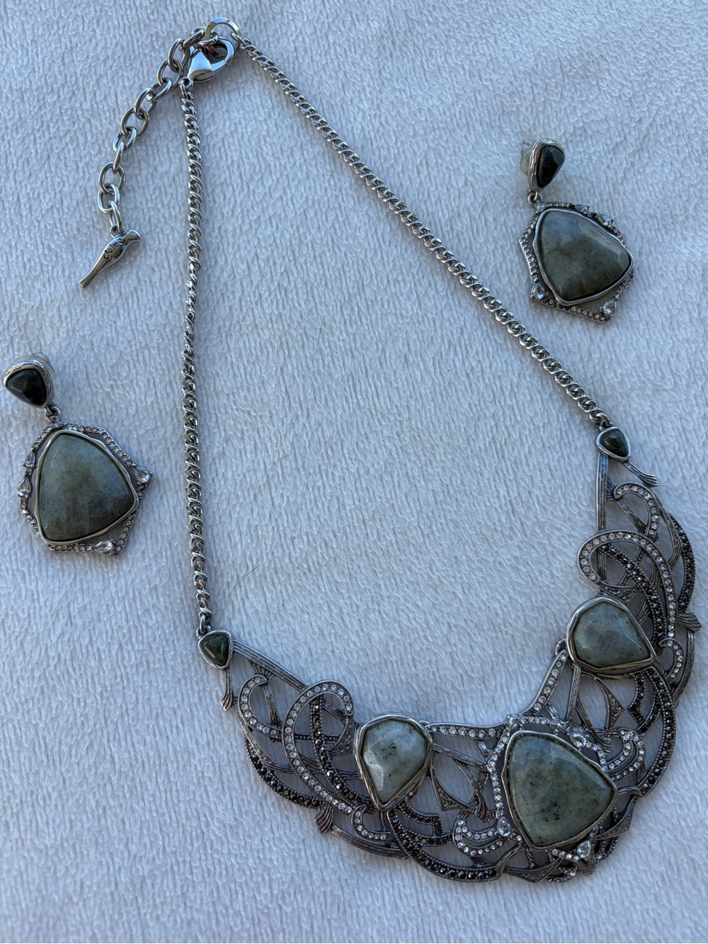 Chloe + Isabel statement necklace - Picture 4 of 4